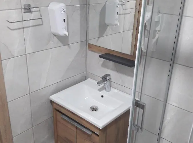 Last Point Sueit Aparthotel