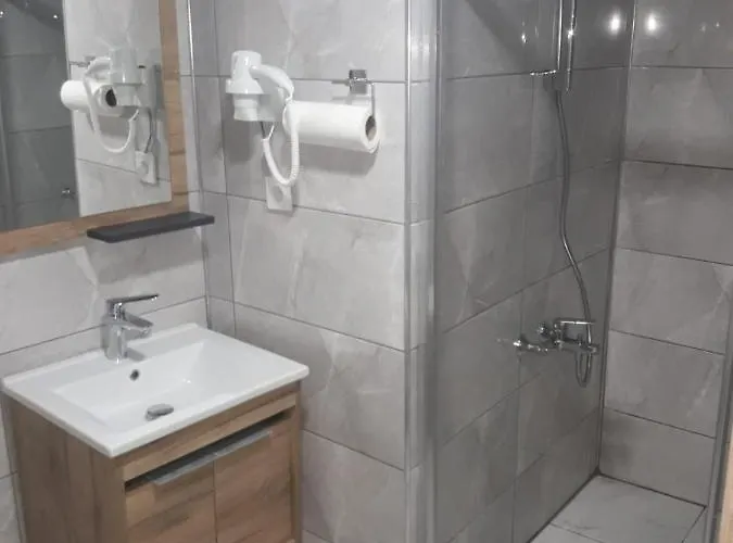 Last Point Sueit Aparthotel 3*